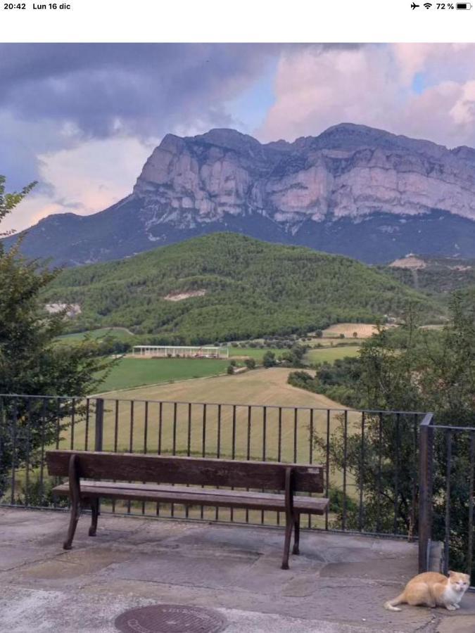 Preciosas Vistas A La Montana, Luminoso Y Acogedor El Pueyo de Araguás Exterior foto
