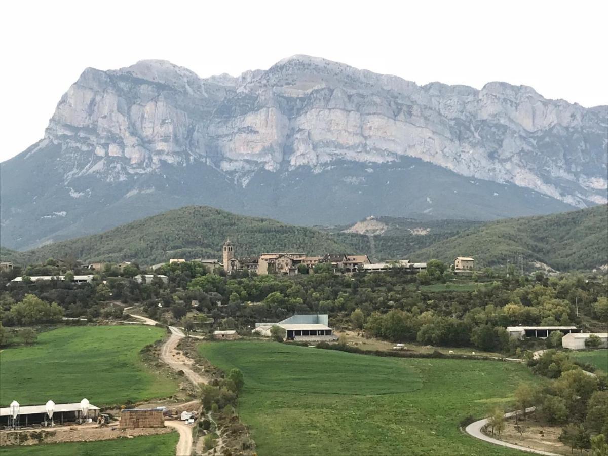 Preciosas Vistas A La Montana, Luminoso Y Acogedor El Pueyo de Araguás Exterior foto